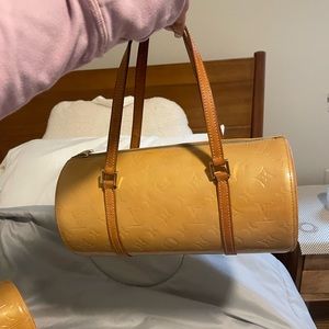 Authentic Louis Vuitton Vernis Barrel Bag